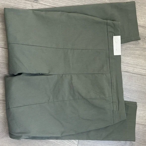 Chico's Olive Green Slimming Trousers Pants - Picture 6 of 12